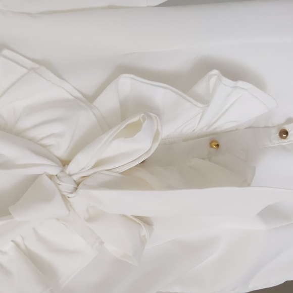 White top - Picture 4 of 4